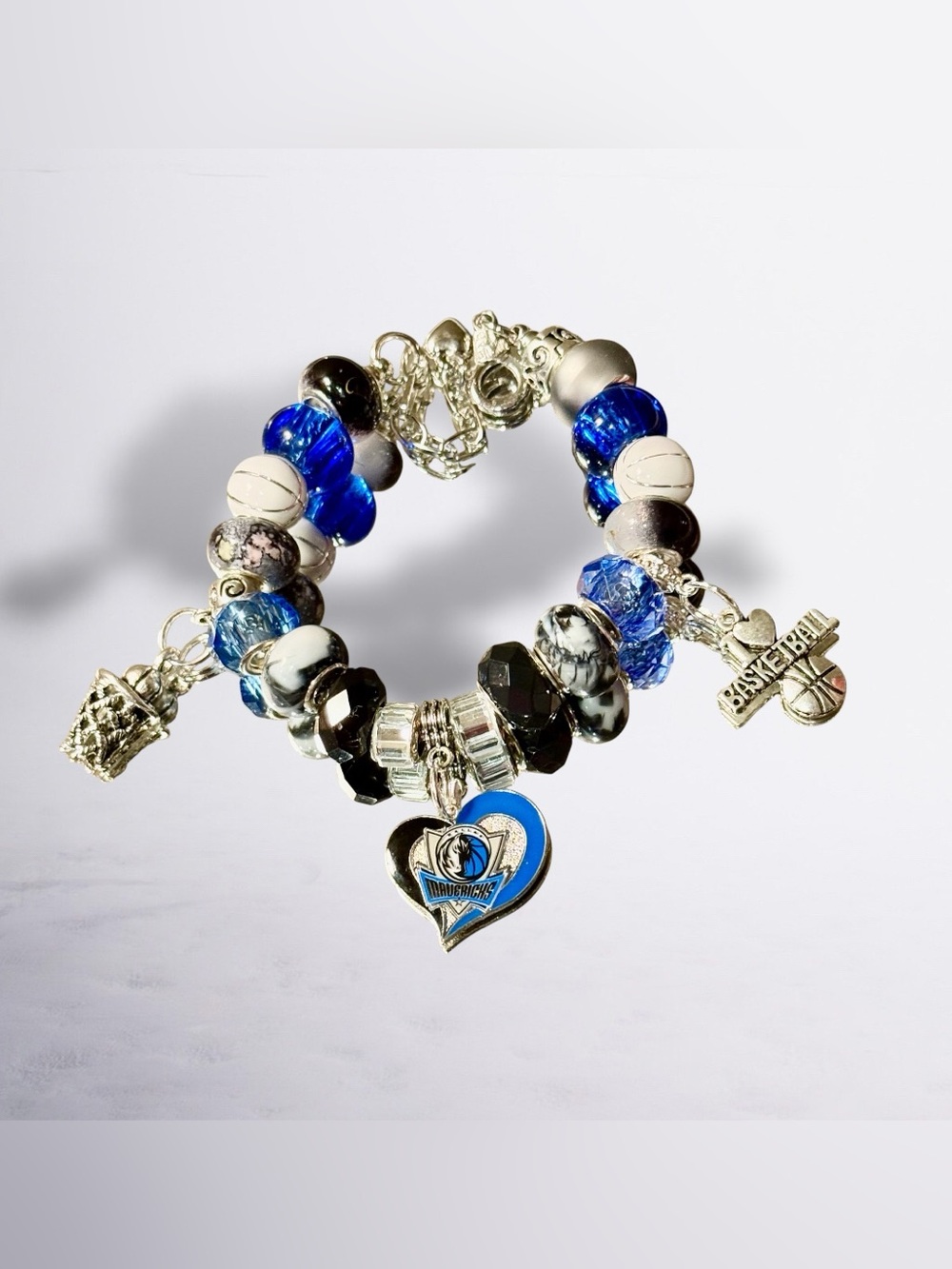 Dallas Mavericks Beaded Charm Bracelet NBA